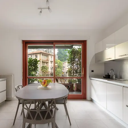 Cullinan Como Lakeview Apartment By Petra Luxury Apartment *