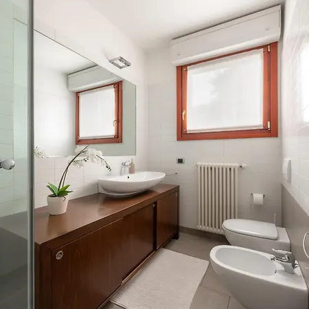 Cullinan Lakeview By Petra Luxury Apartament Como