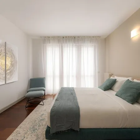 Cullinan Como Lakeview Apartment By Petra Luxury Como
