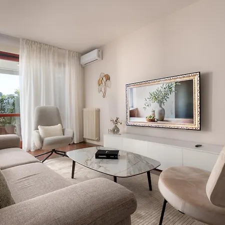 Cullinan Como Lakeview Apartment By Petra Luxury Apartment *